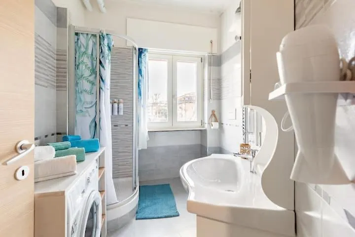 Apartament La Seconda Casa Al Mare Lido di Ostia
